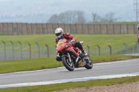 Motorcycle-action-photographs;donington;donington-park-leicestershire;donington-photographs;event-digital-images;eventdigitalimages;no-limits-trackday;peter-wileman-photography;trackday;trackday-digital-images;trackday-photos