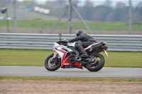 Motorcycle-action-photographs;donington;donington-park-leicestershire;donington-photographs;event-digital-images;eventdigitalimages;no-limits-trackday;peter-wileman-photography;trackday;trackday-digital-images;trackday-photos