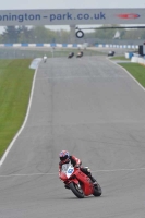 Motorcycle-action-photographs;donington;donington-park-leicestershire;donington-photographs;event-digital-images;eventdigitalimages;no-limits-trackday;peter-wileman-photography;trackday;trackday-digital-images;trackday-photos