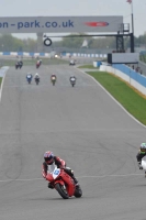 Motorcycle-action-photographs;donington;donington-park-leicestershire;donington-photographs;event-digital-images;eventdigitalimages;no-limits-trackday;peter-wileman-photography;trackday;trackday-digital-images;trackday-photos