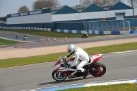 Motorcycle-action-photographs;donington;donington-park-leicestershire;donington-photographs;event-digital-images;eventdigitalimages;no-limits-trackday;peter-wileman-photography;trackday;trackday-digital-images;trackday-photos