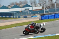 Motorcycle-action-photographs;donington;donington-park-leicestershire;donington-photographs;event-digital-images;eventdigitalimages;no-limits-trackday;peter-wileman-photography;trackday;trackday-digital-images;trackday-photos