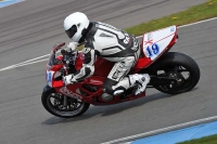 Motorcycle-action-photographs;donington;donington-park-leicestershire;donington-photographs;event-digital-images;eventdigitalimages;no-limits-trackday;peter-wileman-photography;trackday;trackday-digital-images;trackday-photos