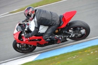 Motorcycle-action-photographs;donington;donington-park-leicestershire;donington-photographs;event-digital-images;eventdigitalimages;no-limits-trackday;peter-wileman-photography;trackday;trackday-digital-images;trackday-photos