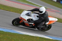 Motorcycle-action-photographs;donington;donington-park-leicestershire;donington-photographs;event-digital-images;eventdigitalimages;no-limits-trackday;peter-wileman-photography;trackday;trackday-digital-images;trackday-photos