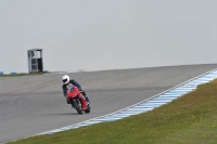 Motorcycle-action-photographs;donington;donington-park-leicestershire;donington-photographs;event-digital-images;eventdigitalimages;no-limits-trackday;peter-wileman-photography;trackday;trackday-digital-images;trackday-photos