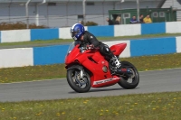 Motorcycle-action-photographs;donington;donington-park-leicestershire;donington-photographs;event-digital-images;eventdigitalimages;no-limits-trackday;peter-wileman-photography;trackday;trackday-digital-images;trackday-photos