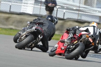 Motorcycle-action-photographs;donington;donington-park-leicestershire;donington-photographs;event-digital-images;eventdigitalimages;no-limits-trackday;peter-wileman-photography;trackday;trackday-digital-images;trackday-photos