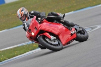 Motorcycle-action-photographs;donington;donington-park-leicestershire;donington-photographs;event-digital-images;eventdigitalimages;no-limits-trackday;peter-wileman-photography;trackday;trackday-digital-images;trackday-photos