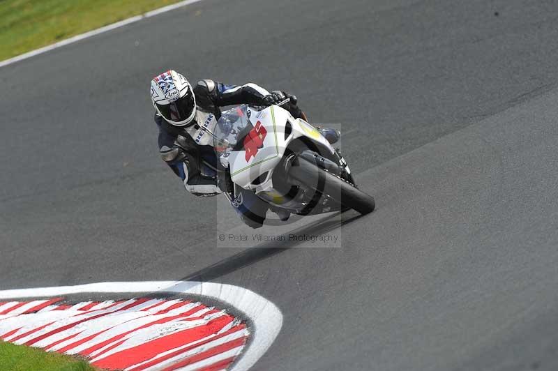 enduro digital images;event digital images;eventdigitalimages;no limits trackdays;oulton no limits trackday;oulton park cheshire;oulton trackday photographs;peter wileman photography;racing digital images;trackday digital images;trackday photos