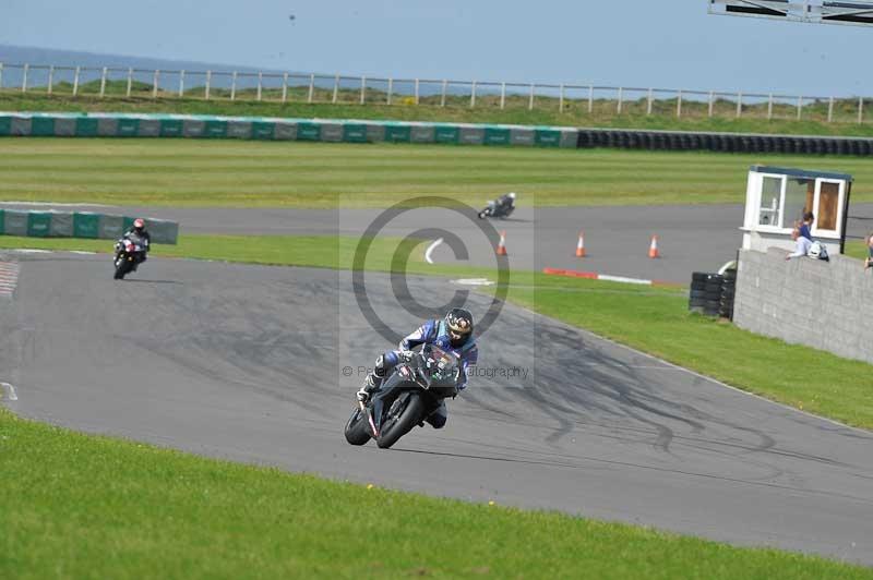 Motorcycle action photographs;anglesey circuit;anglesey trackday photographs;event digital images;eventdigitalimages;no limits trackday;oulton park circuit cheshire;peter wileman photography;trackday;trackday digital images;trackday photos;ty croes circuit wales