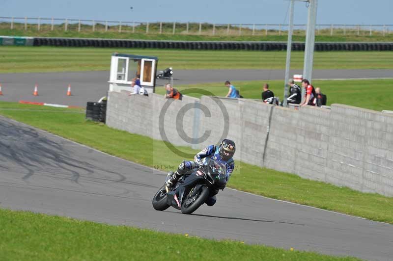 Motorcycle action photographs;anglesey circuit;anglesey trackday photographs;event digital images;eventdigitalimages;no limits trackday;oulton park circuit cheshire;peter wileman photography;trackday;trackday digital images;trackday photos;ty croes circuit wales