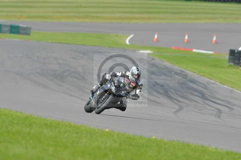 Motorcycle action photographs;anglesey circuit;anglesey trackday photographs;event digital images;eventdigitalimages;no limits trackday;oulton park circuit cheshire;peter wileman photography;trackday;trackday digital images;trackday photos;ty croes circuit wales