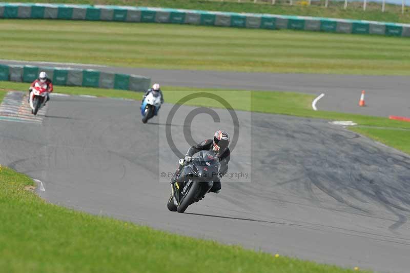 Motorcycle action photographs;anglesey circuit;anglesey trackday photographs;event digital images;eventdigitalimages;no limits trackday;oulton park circuit cheshire;peter wileman photography;trackday;trackday digital images;trackday photos;ty croes circuit wales