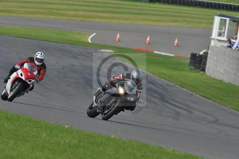 Motorcycle action photographs;anglesey circuit;anglesey trackday photographs;event digital images;eventdigitalimages;no limits trackday;oulton park circuit cheshire;peter wileman photography;trackday;trackday digital images;trackday photos;ty croes circuit wales