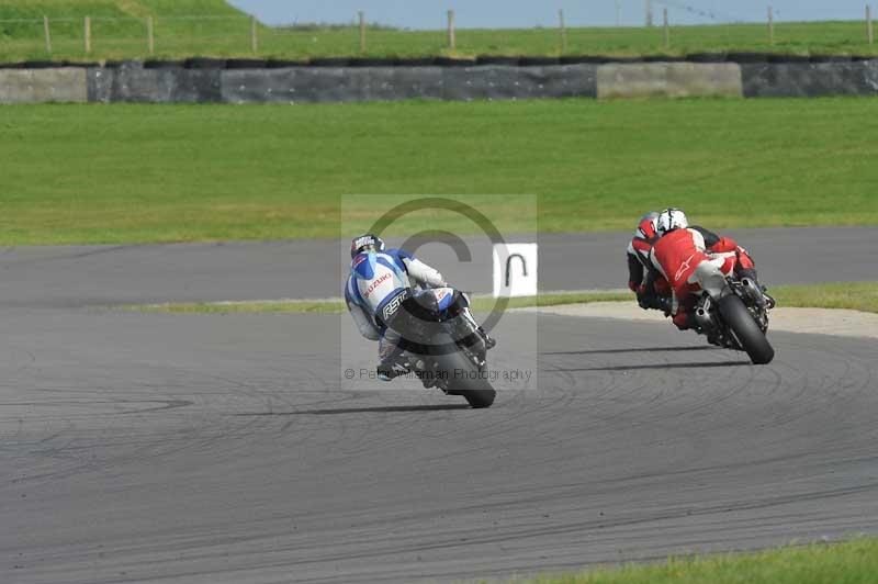 Motorcycle action photographs;anglesey circuit;anglesey trackday photographs;event digital images;eventdigitalimages;no limits trackday;oulton park circuit cheshire;peter wileman photography;trackday;trackday digital images;trackday photos;ty croes circuit wales