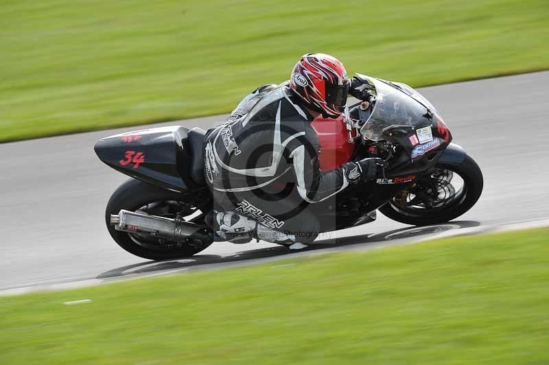 Motorcycle action photographs;anglesey circuit;anglesey trackday photographs;event digital images;eventdigitalimages;no limits trackday;oulton park circuit cheshire;peter wileman photography;trackday;trackday digital images;trackday photos;ty croes circuit wales