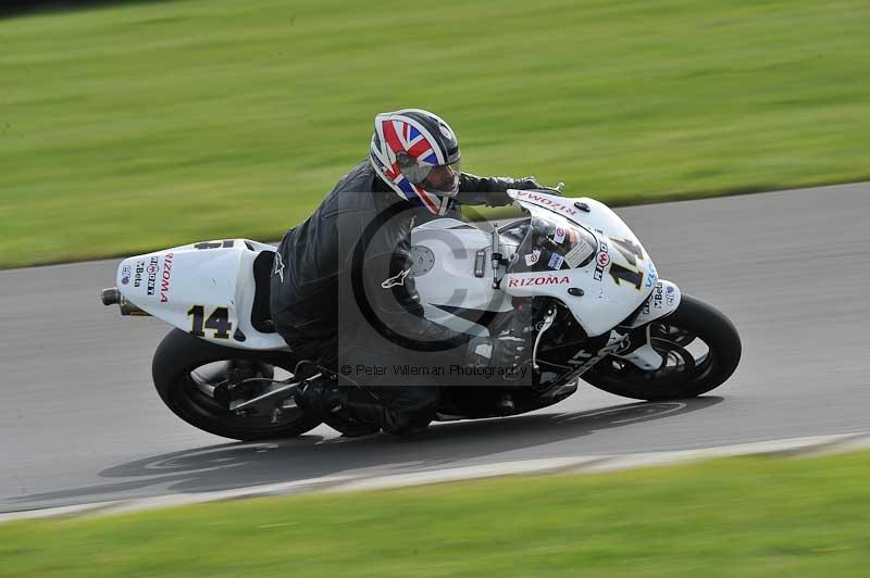 Motorcycle action photographs;anglesey circuit;anglesey trackday photographs;event digital images;eventdigitalimages;no limits trackday;oulton park circuit cheshire;peter wileman photography;trackday;trackday digital images;trackday photos;ty croes circuit wales