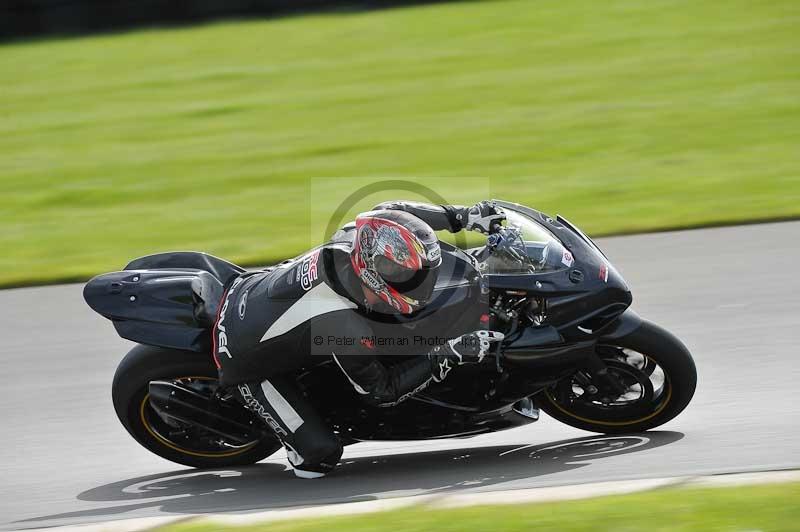 Motorcycle action photographs;anglesey circuit;anglesey trackday photographs;event digital images;eventdigitalimages;no limits trackday;oulton park circuit cheshire;peter wileman photography;trackday;trackday digital images;trackday photos;ty croes circuit wales