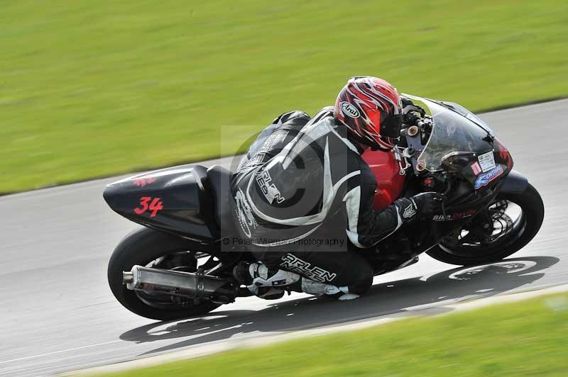 Motorcycle action photographs;anglesey circuit;anglesey trackday photographs;event digital images;eventdigitalimages;no limits trackday;oulton park circuit cheshire;peter wileman photography;trackday;trackday digital images;trackday photos;ty croes circuit wales