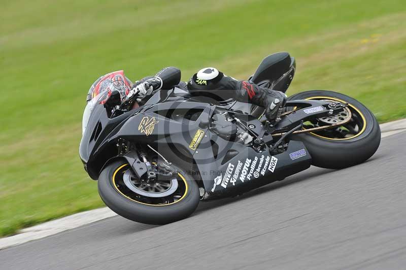 Motorcycle action photographs;anglesey circuit;anglesey trackday photographs;event digital images;eventdigitalimages;no limits trackday;oulton park circuit cheshire;peter wileman photography;trackday;trackday digital images;trackday photos;ty croes circuit wales