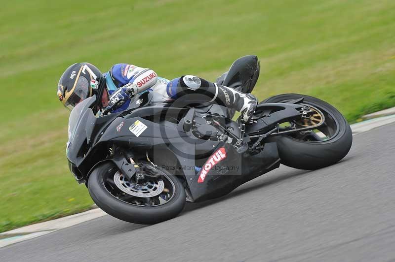 Motorcycle action photographs;anglesey circuit;anglesey trackday photographs;event digital images;eventdigitalimages;no limits trackday;oulton park circuit cheshire;peter wileman photography;trackday;trackday digital images;trackday photos;ty croes circuit wales