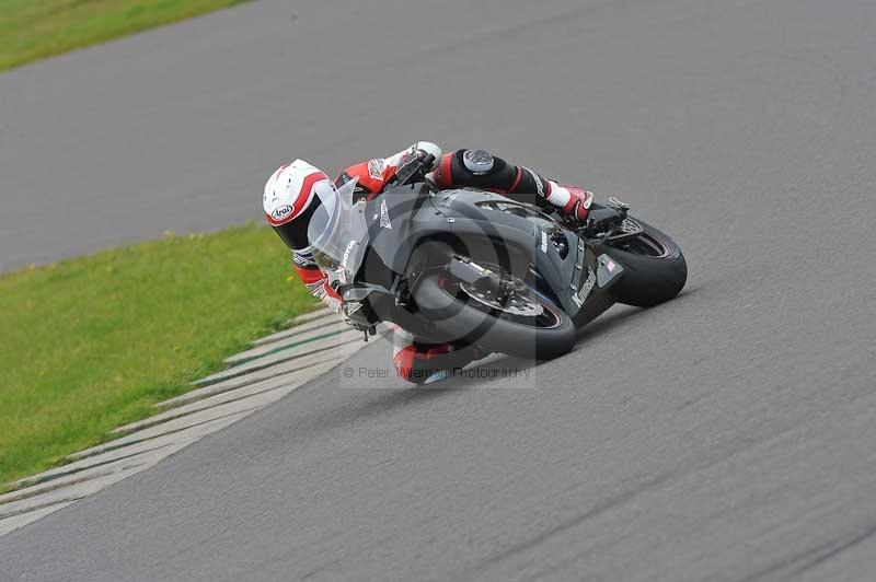 Motorcycle action photographs;anglesey circuit;anglesey trackday photographs;event digital images;eventdigitalimages;no limits trackday;oulton park circuit cheshire;peter wileman photography;trackday;trackday digital images;trackday photos;ty croes circuit wales