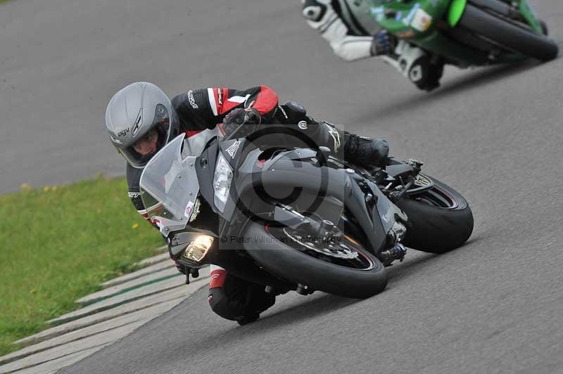 Motorcycle action photographs;anglesey circuit;anglesey trackday photographs;event digital images;eventdigitalimages;no limits trackday;oulton park circuit cheshire;peter wileman photography;trackday;trackday digital images;trackday photos;ty croes circuit wales