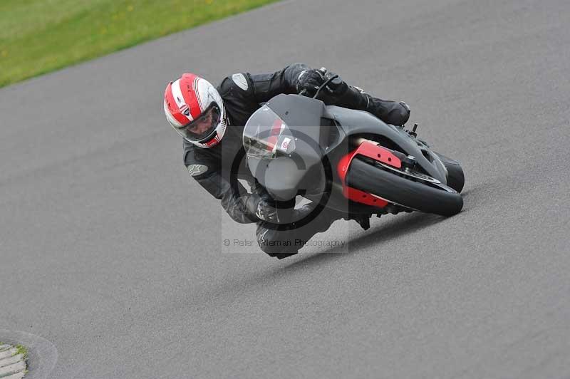 Motorcycle action photographs;anglesey circuit;anglesey trackday photographs;event digital images;eventdigitalimages;no limits trackday;oulton park circuit cheshire;peter wileman photography;trackday;trackday digital images;trackday photos;ty croes circuit wales