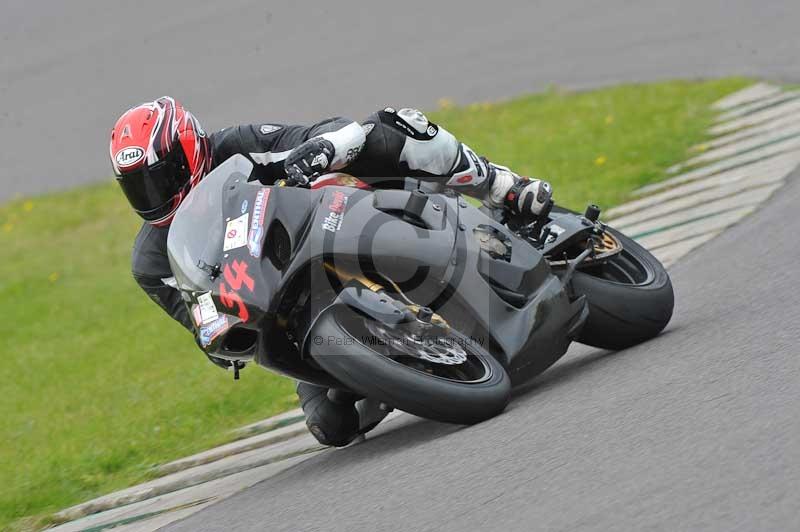 Motorcycle action photographs;anglesey circuit;anglesey trackday photographs;event digital images;eventdigitalimages;no limits trackday;oulton park circuit cheshire;peter wileman photography;trackday;trackday digital images;trackday photos;ty croes circuit wales