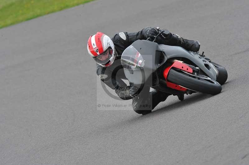 Motorcycle action photographs;anglesey circuit;anglesey trackday photographs;event digital images;eventdigitalimages;no limits trackday;oulton park circuit cheshire;peter wileman photography;trackday;trackday digital images;trackday photos;ty croes circuit wales