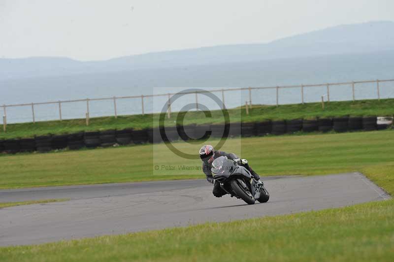 Motorcycle action photographs;anglesey circuit;anglesey trackday photographs;event digital images;eventdigitalimages;no limits trackday;oulton park circuit cheshire;peter wileman photography;trackday;trackday digital images;trackday photos;ty croes circuit wales