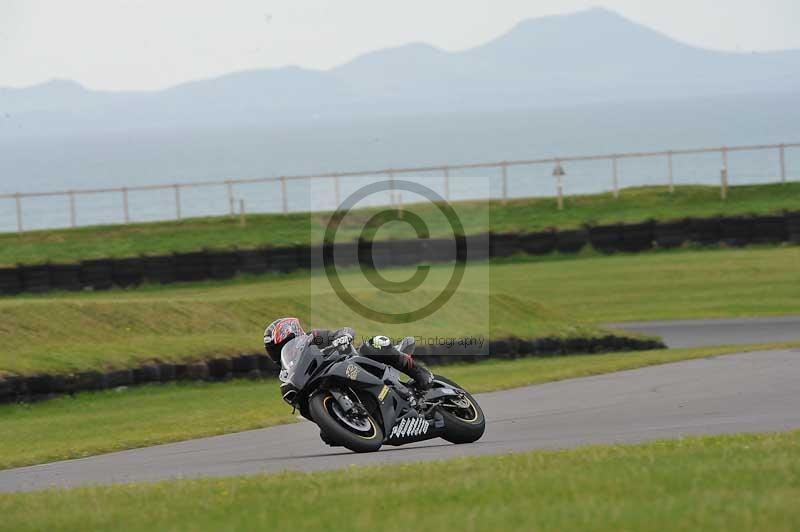 Motorcycle action photographs;anglesey circuit;anglesey trackday photographs;event digital images;eventdigitalimages;no limits trackday;oulton park circuit cheshire;peter wileman photography;trackday;trackday digital images;trackday photos;ty croes circuit wales