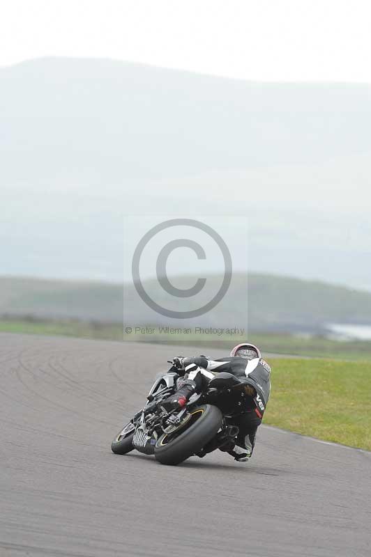 Motorcycle action photographs;anglesey circuit;anglesey trackday photographs;event digital images;eventdigitalimages;no limits trackday;oulton park circuit cheshire;peter wileman photography;trackday;trackday digital images;trackday photos;ty croes circuit wales