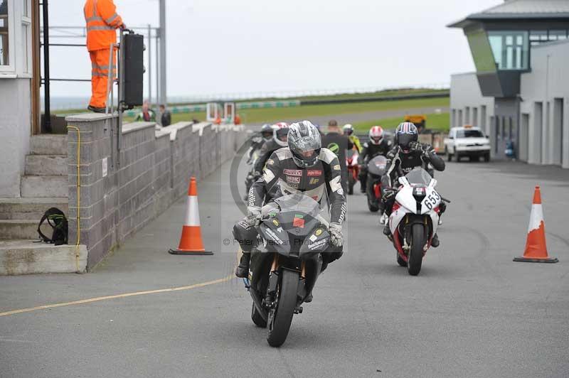 Motorcycle action photographs;anglesey circuit;anglesey trackday photographs;event digital images;eventdigitalimages;no limits trackday;oulton park circuit cheshire;peter wileman photography;trackday;trackday digital images;trackday photos;ty croes circuit wales