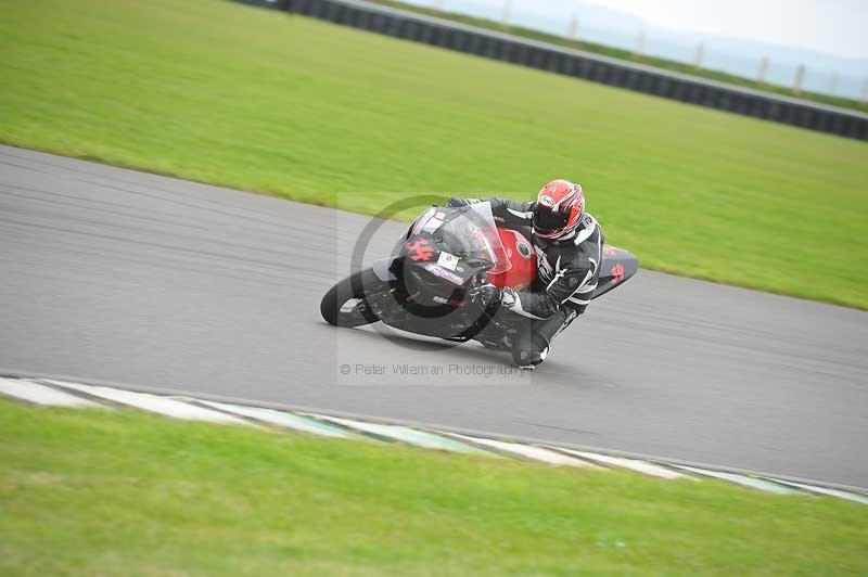 Motorcycle action photographs;anglesey circuit;anglesey trackday photographs;event digital images;eventdigitalimages;no limits trackday;oulton park circuit cheshire;peter wileman photography;trackday;trackday digital images;trackday photos;ty croes circuit wales