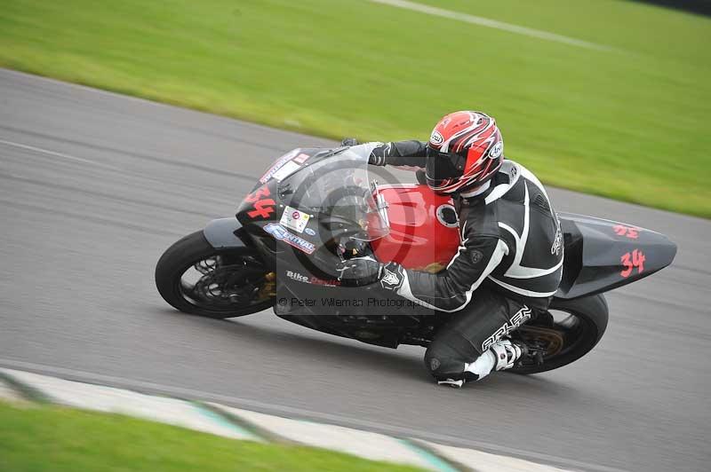 Motorcycle action photographs;anglesey circuit;anglesey trackday photographs;event digital images;eventdigitalimages;no limits trackday;oulton park circuit cheshire;peter wileman photography;trackday;trackday digital images;trackday photos;ty croes circuit wales