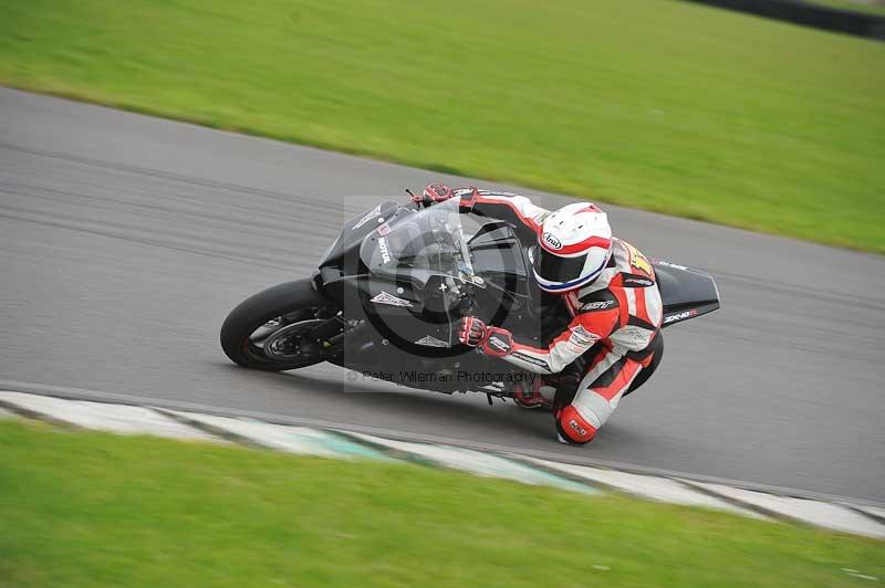 Motorcycle action photographs;anglesey circuit;anglesey trackday photographs;event digital images;eventdigitalimages;no limits trackday;oulton park circuit cheshire;peter wileman photography;trackday;trackday digital images;trackday photos;ty croes circuit wales