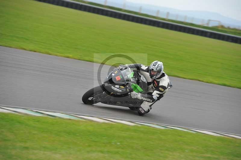 Motorcycle action photographs;anglesey circuit;anglesey trackday photographs;event digital images;eventdigitalimages;no limits trackday;oulton park circuit cheshire;peter wileman photography;trackday;trackday digital images;trackday photos;ty croes circuit wales