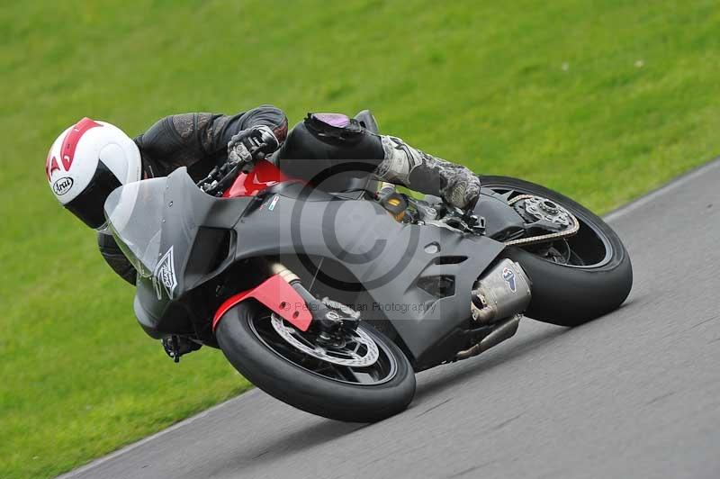 Motorcycle action photographs;anglesey circuit;anglesey trackday photographs;event digital images;eventdigitalimages;no limits trackday;oulton park circuit cheshire;peter wileman photography;trackday;trackday digital images;trackday photos;ty croes circuit wales