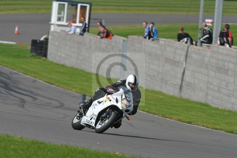 Motorcycle action photographs;anglesey circuit;anglesey trackday photographs;event digital images;eventdigitalimages;no limits trackday;oulton park circuit cheshire;peter wileman photography;trackday;trackday digital images;trackday photos;ty croes circuit wales