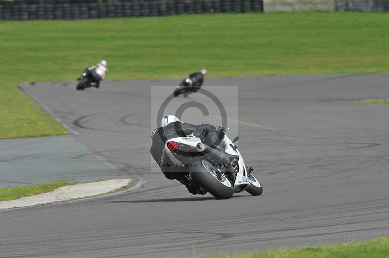 Motorcycle action photographs;anglesey circuit;anglesey trackday photographs;event digital images;eventdigitalimages;no limits trackday;oulton park circuit cheshire;peter wileman photography;trackday;trackday digital images;trackday photos;ty croes circuit wales