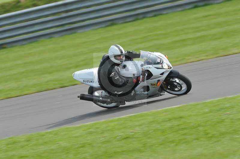 Motorcycle action photographs;anglesey circuit;anglesey trackday photographs;event digital images;eventdigitalimages;no limits trackday;oulton park circuit cheshire;peter wileman photography;trackday;trackday digital images;trackday photos;ty croes circuit wales