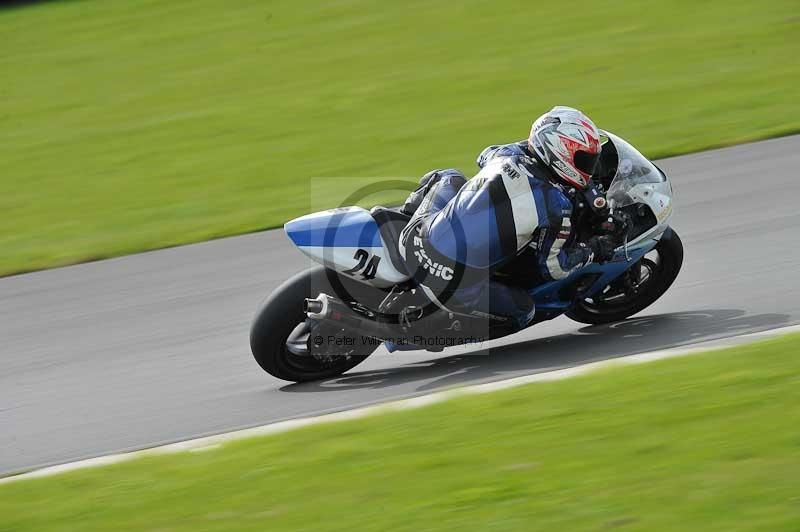 Motorcycle action photographs;anglesey circuit;anglesey trackday photographs;event digital images;eventdigitalimages;no limits trackday;oulton park circuit cheshire;peter wileman photography;trackday;trackday digital images;trackday photos;ty croes circuit wales