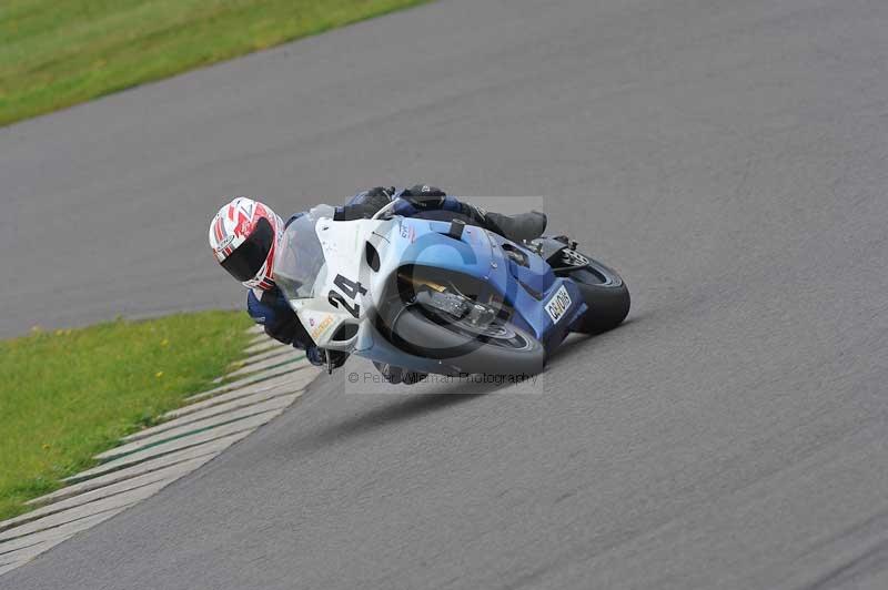 Motorcycle action photographs;anglesey circuit;anglesey trackday photographs;event digital images;eventdigitalimages;no limits trackday;oulton park circuit cheshire;peter wileman photography;trackday;trackday digital images;trackday photos;ty croes circuit wales