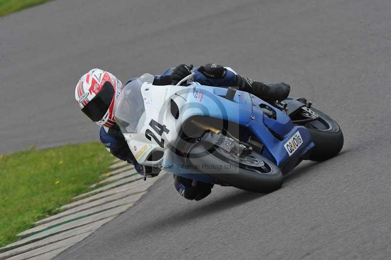 Motorcycle action photographs;anglesey circuit;anglesey trackday photographs;event digital images;eventdigitalimages;no limits trackday;oulton park circuit cheshire;peter wileman photography;trackday;trackday digital images;trackday photos;ty croes circuit wales