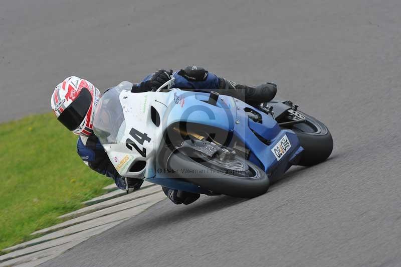 Motorcycle action photographs;anglesey circuit;anglesey trackday photographs;event digital images;eventdigitalimages;no limits trackday;oulton park circuit cheshire;peter wileman photography;trackday;trackday digital images;trackday photos;ty croes circuit wales