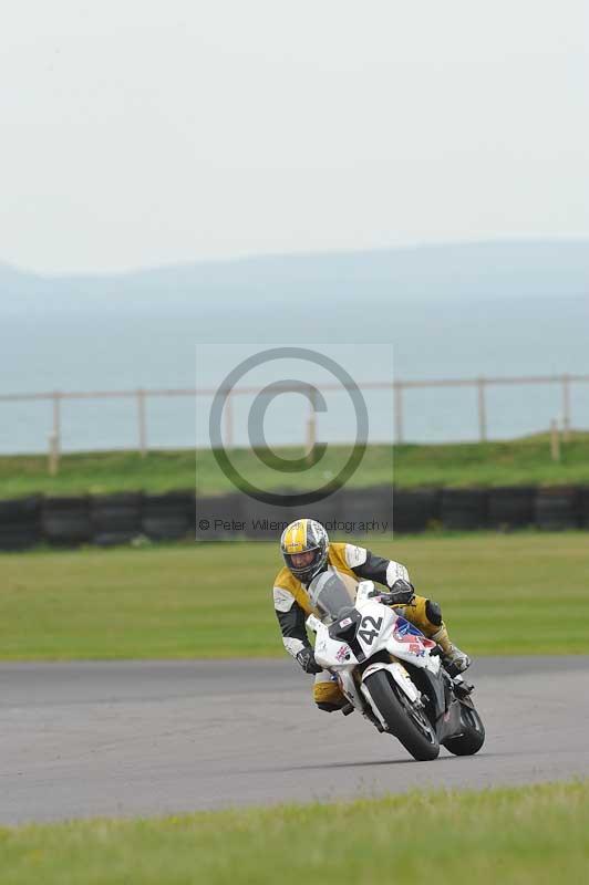 Motorcycle action photographs;anglesey circuit;anglesey trackday photographs;event digital images;eventdigitalimages;no limits trackday;oulton park circuit cheshire;peter wileman photography;trackday;trackday digital images;trackday photos;ty croes circuit wales