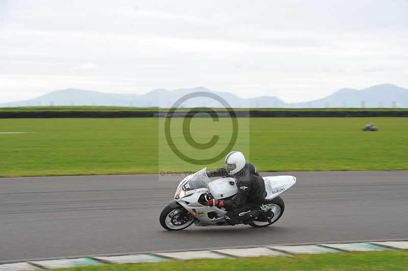 Motorcycle action photographs;anglesey circuit;anglesey trackday photographs;event digital images;eventdigitalimages;no limits trackday;oulton park circuit cheshire;peter wileman photography;trackday;trackday digital images;trackday photos;ty croes circuit wales