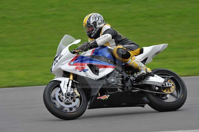 Motorcycle action photographs;anglesey circuit;anglesey trackday photographs;event digital images;eventdigitalimages;no limits trackday;oulton park circuit cheshire;peter wileman photography;trackday;trackday digital images;trackday photos;ty croes circuit wales